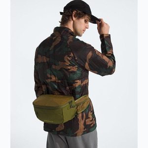TNF nouvelle grande capacité Logo personnalisé usine vente en gros sac à dos sac à dos de sport de plein air personnalisé léger 40l sac à dos de randonnée - Product Image 1