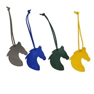 Pendentif <span class=keywords><strong>de</strong></span> sac en forme <span class=keywords><strong>de</strong></span> tête <span class=keywords><strong>de</strong></span> <span class=keywords><strong>cheval</strong></span> en cuir PU, breloque <span class=keywords><strong>de</strong></span> sac, porte-clés avec cordon pour femme ou jeune fille, idéal comme cadeau - Product Image 1