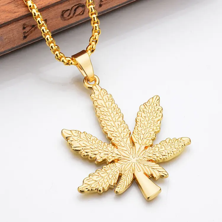 Hiphop gioielli all'ingrosso oro argento placcato acero accessori per erbe fascino foglia di erbaccia