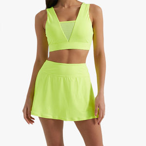 Ensemble de sport personnalisable pour femme : débardeur de yoga respirant et anti-transparence, mini-jupe de tennis taille haute amincissante - Product Image 5