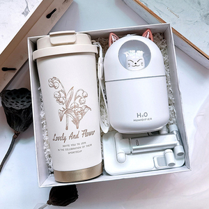Ensemble tasse à café et batterie externe personnalisée avec logo Muguet, cadeau littéraire pour la Saint-Valentin, commémoration de voyage, nouveauté - Product Image 3
