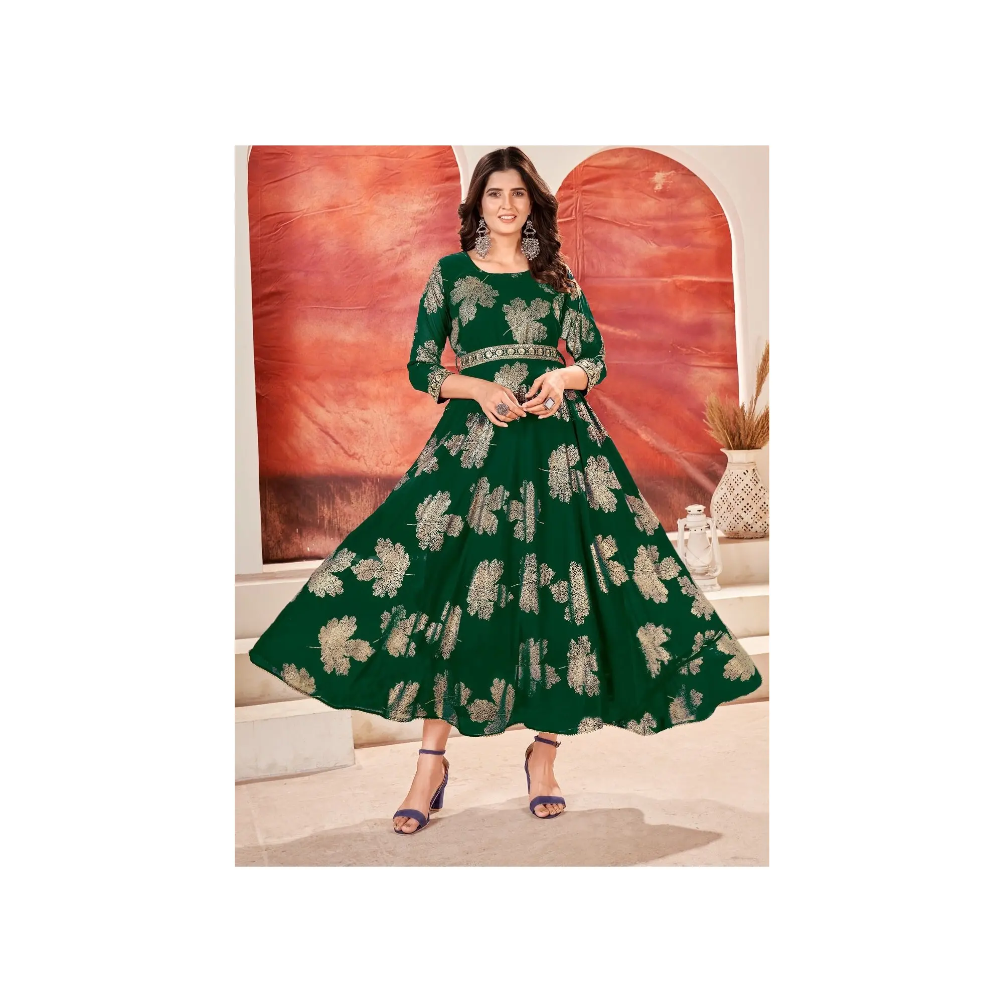 Modische Mode große Größe Kurti-Kleid für Damen Party und Festival verfügbar zum Großhandelspreis aus Indien