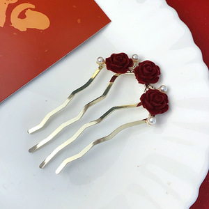 กิ๊บติดผมทรงจีนแบบใหม่ ประดับมุกและดอกกุหลาบ  หวีติดผม  เครื่องมือแฟชั่นใหม่  กิ๊บหนีบผม - Product Image 2