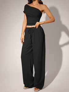 Nuovo Completo Estivo da Donna: Top Corto Sensuale con Spalle Scoperte e Pantaloni Comodi per il Tempo Libero - Product Image 3