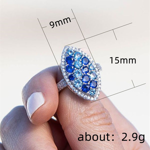 Squisito anello da donna alla moda in rame placcato argento con micro zirconi blu intarsiati - Product Image 2