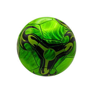 Balón de fútbol ligero con unión térmica para césped, superficies duras, patadas suaves, respuesta rápida - Product Image 6