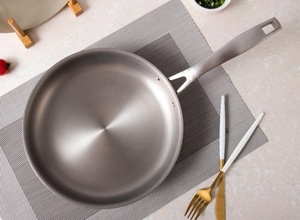 <span class=keywords><strong>Padella</strong></span> Antiaderente in Titanio Puro da 20cm, Utensile da Cucina Salutare per Friggere Uova e <span class=keywords><strong>Wok</strong></span> - Product Image 4