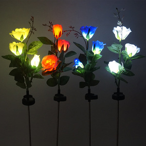 ไฟดอกกุหลาบพลังงานแสงอาทิตย์ LED สำหรับตกแต่งสวนกลางแจ้ง กันน้ำ พกพาสะดวก ใช้เสียบลงดิน สำหรับตกแต่งลานบ้าน - Product Image 2