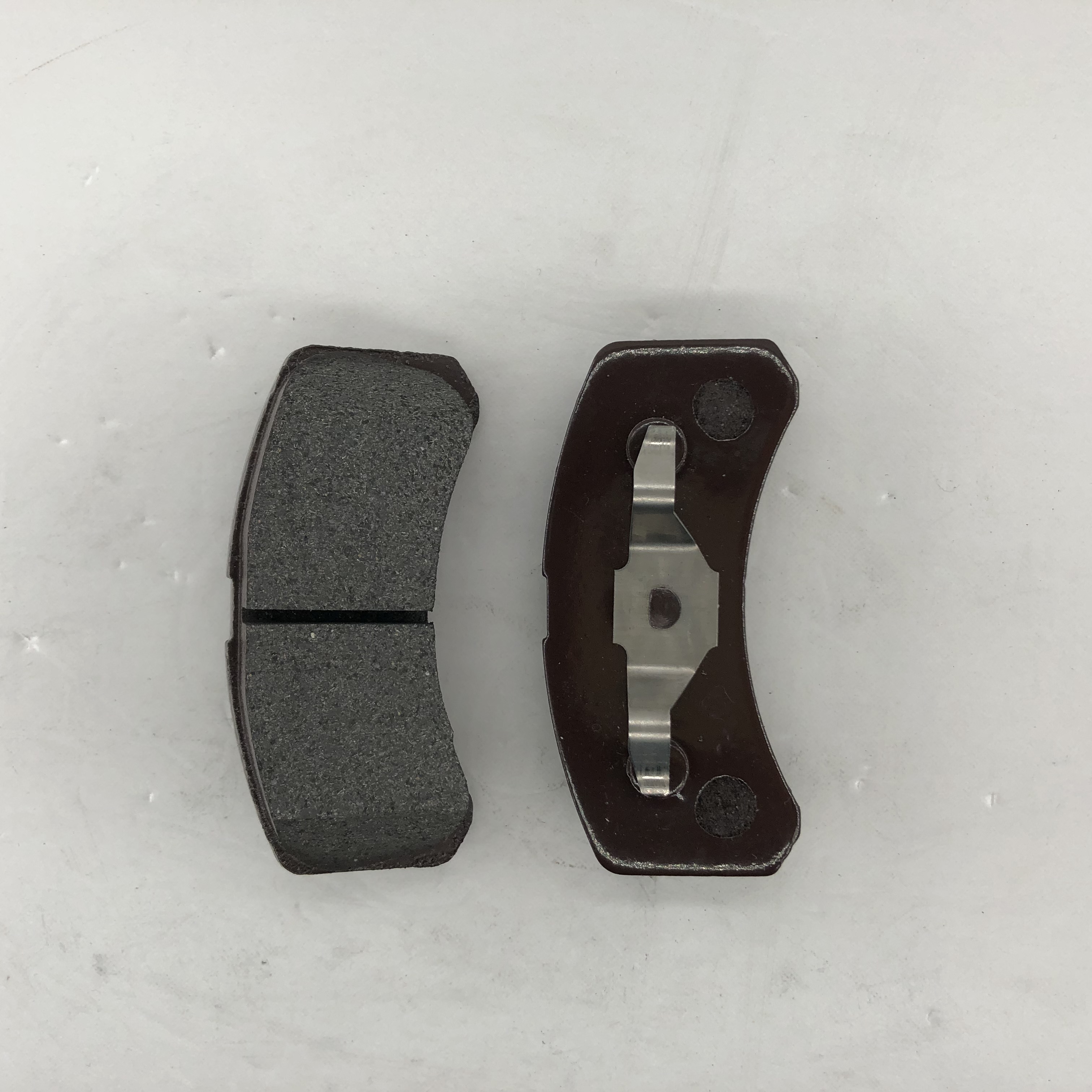 Brake pad Front Axle D1731 brake pad for DAIHATSU CHARADE CUORE MITSUBISHI Mirage