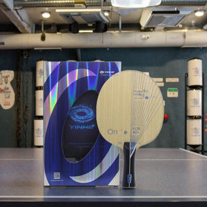 Raqueta <span class=keywords><strong>de</strong></span> <span class=keywords><strong>Tenis</strong></span> <span class=keywords><strong>de</strong></span> <span class=keywords><strong>Mesa</strong></span> <span class=keywords><strong>Yinhe</strong></span> PRO-01 ALC Azul Aromática <span class=keywords><strong>de</strong></span> Ataque Rápido, Material <span class=keywords><strong>de</strong></span> Madera y Fibra <span class=keywords><strong>de</strong></span> Carbono, Raqueta Profesional <span class=keywords><strong>de</strong></span> Carbono Número 1 - Product Image 4