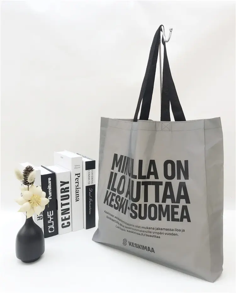 Özel Logo kullanımlık hafif Tote çanta su geçirmez alışveriş çantası polyester geri dönüşümlü yansıtıcı shopper çanta
