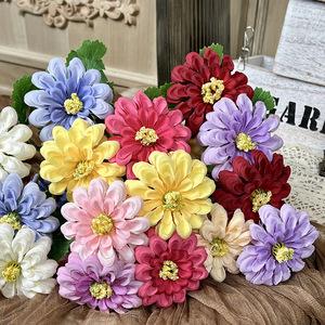 Bouquet de fleurs artificielles de calendula à double pétales en soie, pour mariage, décoration intérieure, moulage par injection, écologique, accessoires de photographie - Product Image 1