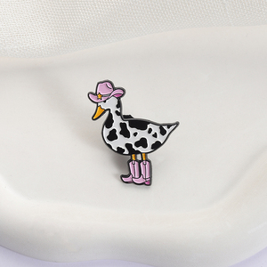 Pin esmaltado de pato vaquera de <span class=keywords><strong>vaca</strong></span> rosa, botas de vaquero de pato occidental, broche de Animal de ganso tonto, insignia de solapa, regalo de joyería divertido para amigos - Product Image 3