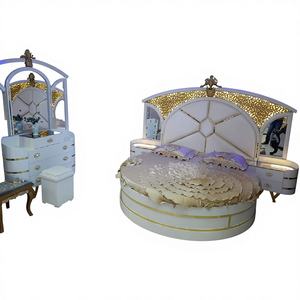 Ensemble de meubles de chambre à coucher en teck moderne, fait main, italien, capitonné, blanc élégant, style reine - Product Image 1