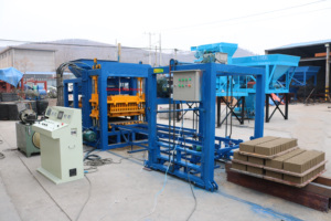 Máquina automática de fabricación de bloques de pavimentación al mejor <span class=keywords><strong>precio</strong></span> para uso en fábrica personalizable para línea de producción de ladrillos de hormigón - Product Image 5