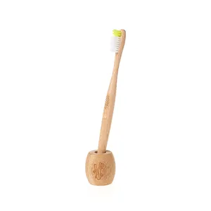 2024 nuovo design a buon mercato prezzo di alta qualità cepillos de dientes de bambu carbone di bambù spazzolino da denti con il caso