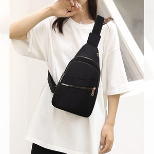 Hàn Quốc công suất lớn Nylon dây kéo ngực ba lô của phụ nữ đơn giản nhiều lớp ngoài trời thường Crossbody Túi mới thiết kế thời trang - Product Image 4