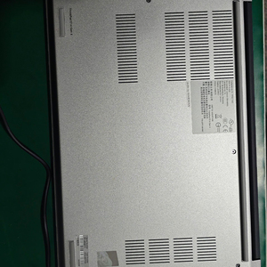 แล็ปท็อปธุรกิจ ThinkPad E14 Ultra5-225H แรม 32GB SSD 1TB หน้าจอ 14 นิ้ว คีย์บอร์ดภาษาอังกฤษ กราฟิกการ์ด Iris 11 รุ่นใหม่ ThinkPad E14 Bus - Product Image 5