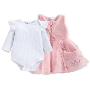 Set di vestiti appena nati per pagliaccetto per bambina + cappotto in gilet di pelliccia + borsa Set di vestiti invernali per neonati appena nati Set di tute per bambini per la stagione autunnale - Product Image 1