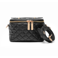 Sac de maquillage portable de luxe imperméable en cuir véritable matelassé noir avec fermeture éclair dorée, pochette de voyage pour femmes