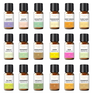 Bougie personnalisée aux huiles essentielles naturelles et biologiques 200g, hydratante et nourrissante, pour l'aromathérapie et la relaxation (Ambré Vanille) - Product Image 4