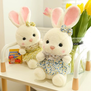 Conejo Blanco Adorable con Vestido Azul y Amarillo, Peluche de Juguete, Muñeco de Peluche Relleno de Algodón PP, Regalo de Juguete de Animal - Product Image 5