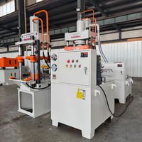 Presse hydraulique à trois poutres et quatre colonnes Y32-50T pour l'acier au carbone, l'aluminium et l'acier inoxydable