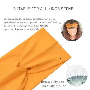 رباط شعر رياضي بلون سادة متقاطع من القطن المرن مانع للإنزلاق رباط شعر عريض للجري ماص للعرق للسيدات ربطة رأس من البوليستر الناعم - Product Image 2