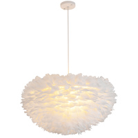 Lustre en plumes d'inspiration nordique pour chambres à coucher Design créatif Simple Chambre de princesse romantique chaleureuse Célébrité en ligne Taille moyenne