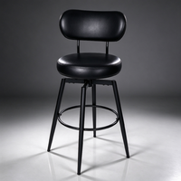 Tabouret de bar pivotant noir moderne avec dossier arrondi et coussin moelleux, repose-pieds et pieds en acier – Mobilier de bar