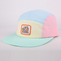 Casquette de camping personnalisée à 5 panneaux, multicolore, blocs de couleurs pastel, pour trail running, avec logo en patch tissé, visière plate, casquette de sport