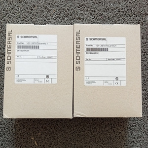 Relé de Seguridad Schmersal AZM 170CC-02ZRKA 24VAC/DC, Repuestos para Máquinas Herramienta - Product Image 5