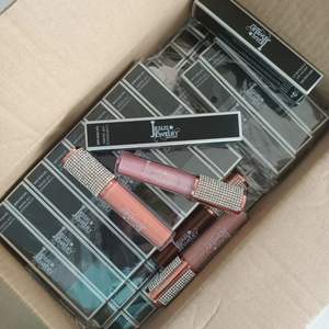 Etiqueta privada al por mayor belleza cometic lápiz labial mate a prueba de agua logotipo personalizado lápiz labial de lujo tubo brillo lápiz labial - Product Image 4