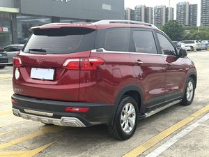 Pratico SUV Usato Wuling Hongguang S3 2018 1.5L 6MT Luxury 5 Posti Guida a Sinistra, Auto Usata Spaziosa di Seconda Mano in Vendita - Product Image 6