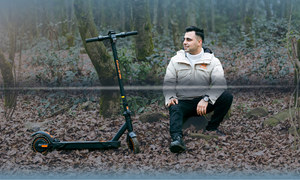 Patinete Eléctrico Plegable KuKirin S1 Max, Diseño Portátil, Estructura de Acero, para Turismo, Paseos Turísticos y Movilidad en el Campus - Product Image 2