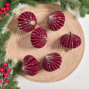 Bolas de Navidad únicas de alta calidad, adornos de terciopelo impermeables para árbol de Navidad y decoración de fiesta, calidad garantizada - Product Image 1