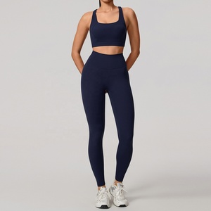 Nuovo Set Sportivo da Donna 4 Pezzi 2026 a Vita Alta con Spalline Incrociate per Yoga, Palestra e Fitness, Asciugatura Rapida per Attività all'Aperto - Product Image 2