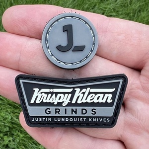 Haute qualité <span class=keywords><strong>3</strong></span> d Silicone Patch logo Badges en caoutchouc Patchs en Silicone Pvc souple pour vêtements Presse à chaud pour patchs en Pvc - Product Image 1