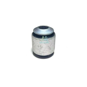 Silentbloc de biellette de direction d'essieu arrière Buick LaCrosse Regal Chevrolet Malibu XL 23350589 Acier au carbone Axe de 25 mm Longueur de 30 mm - Product Image 1