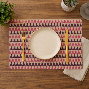 Mantel Individual de Lino Premium |   Mantel Individual para Mesa de Comedor con Patrón Geométrico de Triángulos Rosa y Borgoña |   Mantel Individual Decorativo Reutilizable - Product Image 3