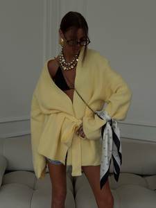 <span class=keywords><strong>Pull</strong></span> long uni simple européen et américain pour femmes, chemisier d'automne, col halterneck, lacets, col en V, mohair, manches longues, veste - Product Image 2