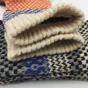 Vente en gros Mix Couleur Hommes Doux <span class=keywords><strong>Cachemire</strong></span> Épais Décontracté Lapin Laine Mélangée Chaud Hiver Mollet <span class=keywords><strong>Chaussettes</strong></span> - Product Image 3