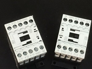 PLC <strong>DILM7</strong> / DILMC7 Power Contactor 3-Pole 3kW 7A Warranty Product - Product Image 1