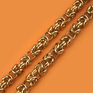 Collar de Cadena Bizantina con Baño de Oro PVD, Joyería de Acero Inoxidable de Alta Calidad a Precio de Mayoreo - Product Image 3