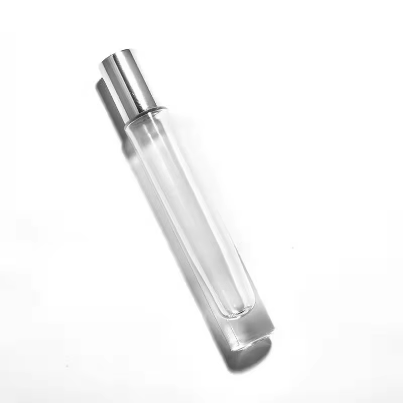 Round tube with silver cap