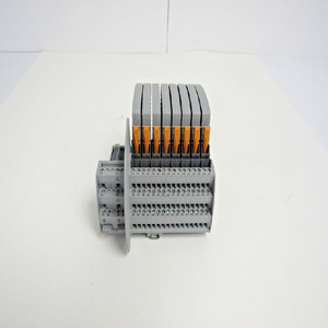 Modulo Base 2907209 C13 per PLC, Disponibile in Stock, Contatta VIP/<span class=keywords><strong>S</strong></span>/<span class=keywords><strong>MC</strong></span>/BASE 1724/L/C/EX, Spedizione DHL/UPS - Product Image 1