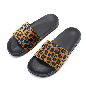 Nuovo sandalo da <span class=keywords><strong>donna</strong></span> con diapositive zebrate <span class=keywords><strong>bianche</strong></span> 2023, pantofole da <span class=keywords><strong>donna</strong></span> con stampa personalizzata oem - Product Image 5