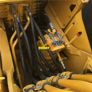 Excavatrice Komatsu PC220-7 d'occasion, équipement de terrassement en bon état, compatible avec les modèles Komatsu PC220, PC210, PC240, PC220-8 - Product Image 3