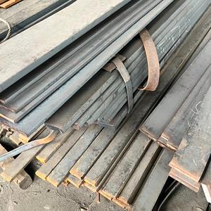 سبيكة عالية القوة ASTM A829 <span class=keywords><strong>4130</strong></span>/<span class=keywords><strong>4140</strong></span> فولاذ مسطح لقطع الآلات وتطبيقات الأدوات - Product Image 1