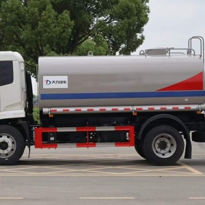 Water <b>spraying</b> truck High-capacity <b>spraying</b> system Dust removal vehicle Diesel 20000L, 25000L, water tank truck Water truck - Product Image 4
